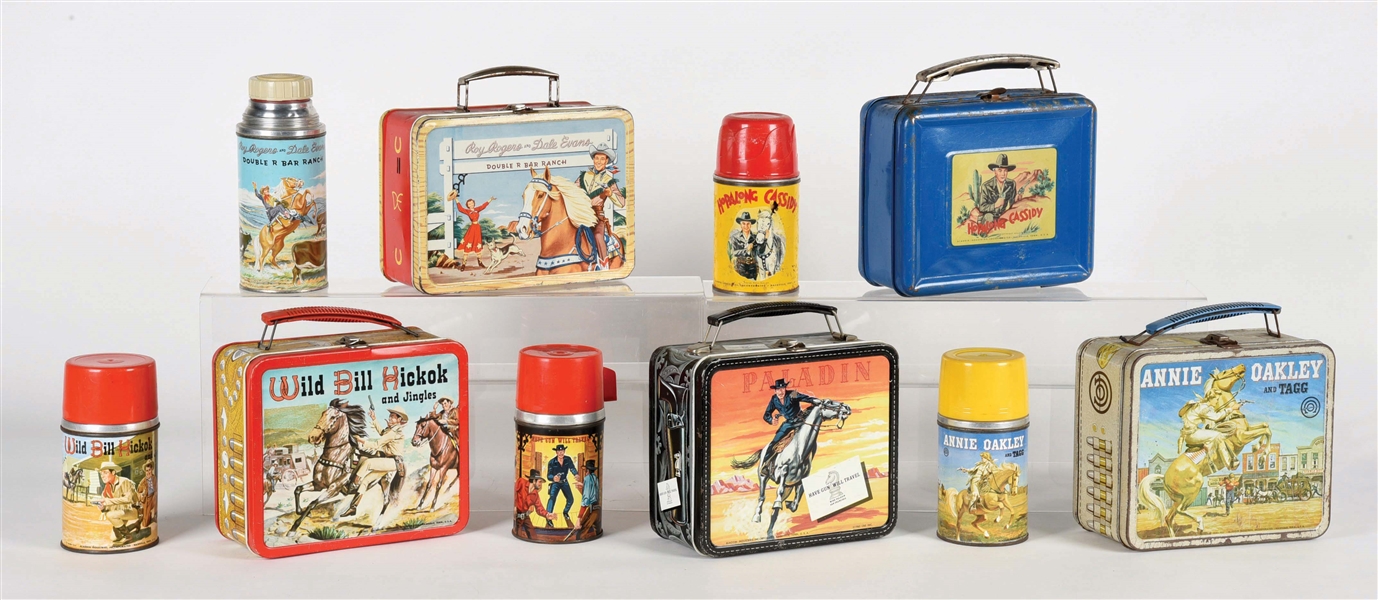 LOT OF 10: 5 VINTAGE TIN LITHO COWBOY-THEMED LUNCHBOXES WITH THERMOSES.