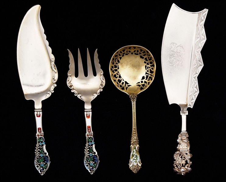 AN AMERICAN STERLING AND ENAMEL FISH SET.