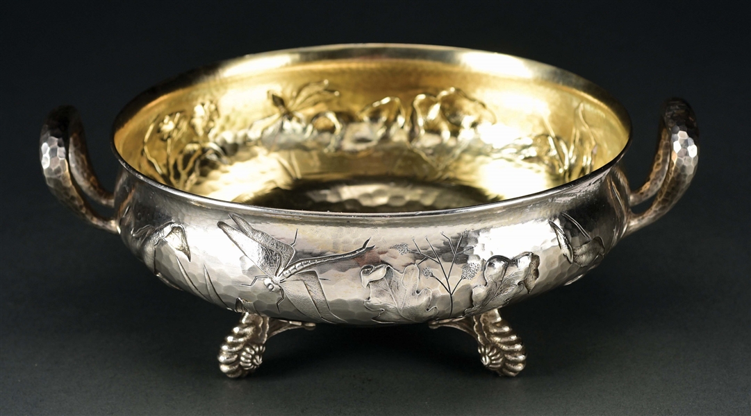 AN AMERICAN STERLING HANDLED BOWL.
