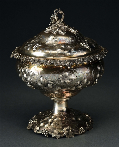 AN AMERICAN SILVER COVERED BOWL.