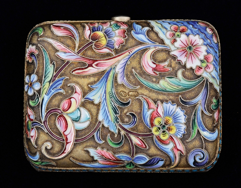 RUSSIAN SILVER AND ENAMEL LADIES COMPACT.