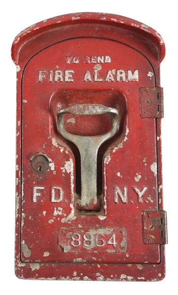 NEW YORK CITY FIRE DEPARTMENT FIRE ALARM BOX. 