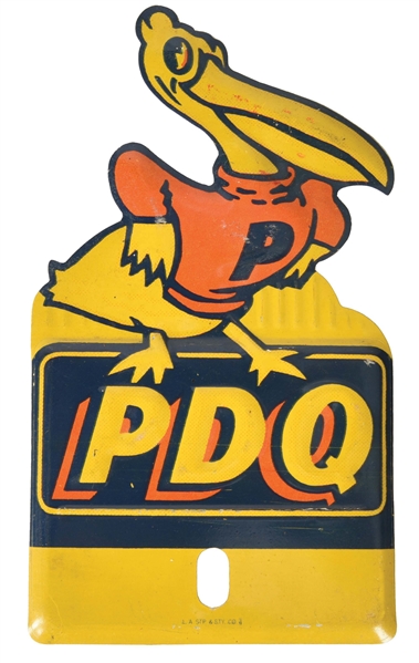 NEW OLD STOCK PDQ EMBOSSED TIN LICENSE PLATE TOPPER W/ PELICAN GRAPHIC. 