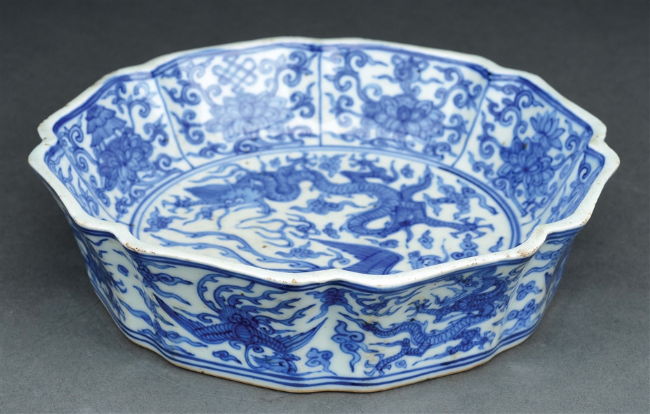 QING DYNASTY BLUE AND WHITE DRAGON BOWL.