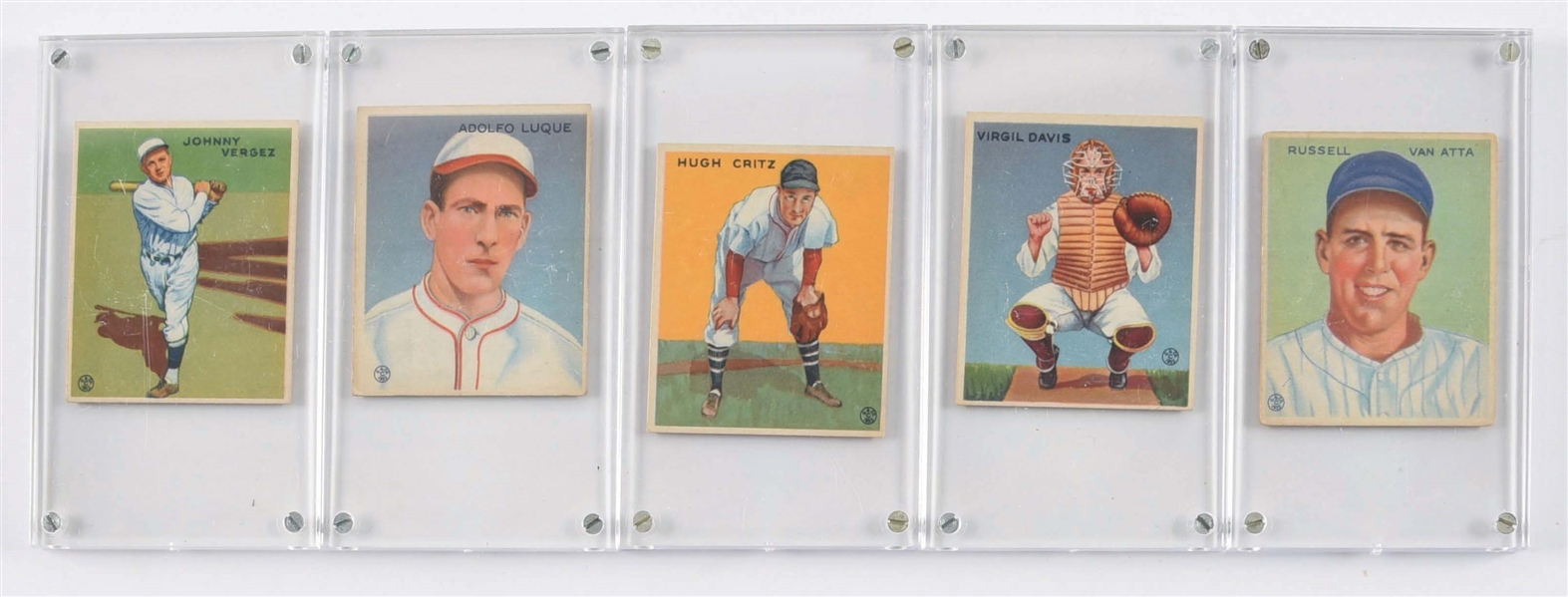 LOT OF 5: 1933 GOUDEY BASEBALL PLAYER CARDS.