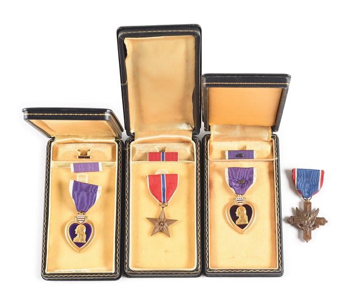 LOT OF 4: US WWII ENGRAVED BRONZE STAR AND PURPLE HEART AND UNENGRAVED DSC AND PURPLE HEART 