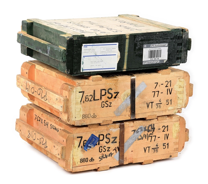 LOT OF APPROXIMATELY 2800 ROUNDS OF 7.62X39 & 7.62X54R AMMUNITION IN SEALED CRATES.