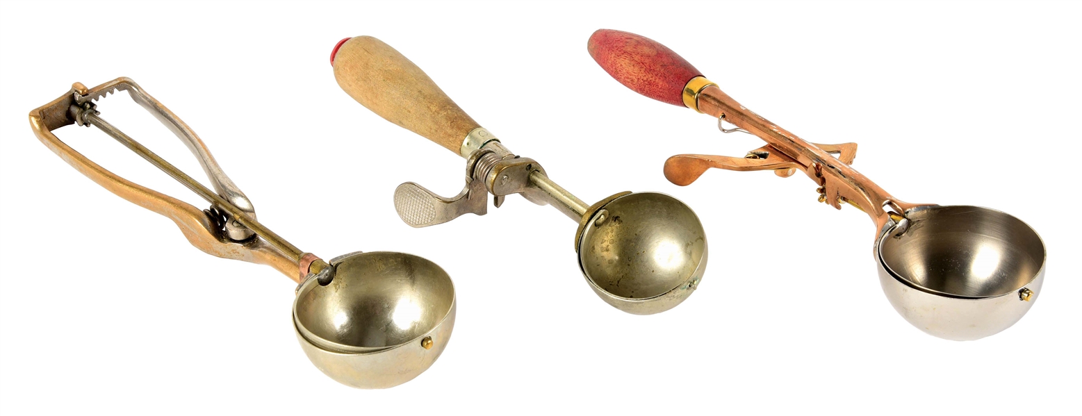 LOT OF 3: GILCHRIST ICE CREAM SCOOPS.