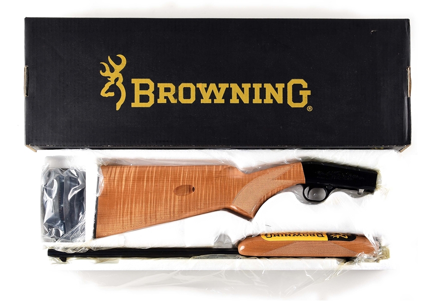 (M) MAPLE STOCKED BROWNING SA22 SEMI AUTOMATIC RIFLE WITH BOX.