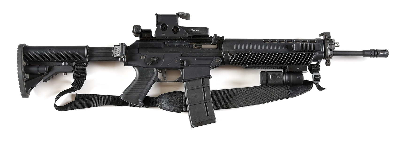 (M) SIG SAUER SIG 556 SEMI-AUTOMATIC RIFLE FITTED WITH AN EOTECH HOLOGRAPHIC SIGHT.