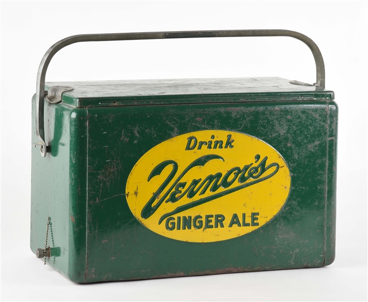 VERNORS GINGER ALE PICNIC COOLER.