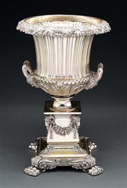 AN ENGLISH SILVER PLATED WINE COOLER. 