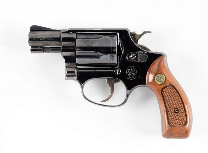 (C) SMITH & WESSON MODEL 36 .38 SPECIAL DOUBLE ACTION REVOLVER.