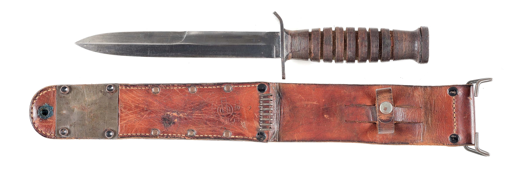 US WWII CASE M3 FIGHTING KNIFE WITH M6 SCABBARD.