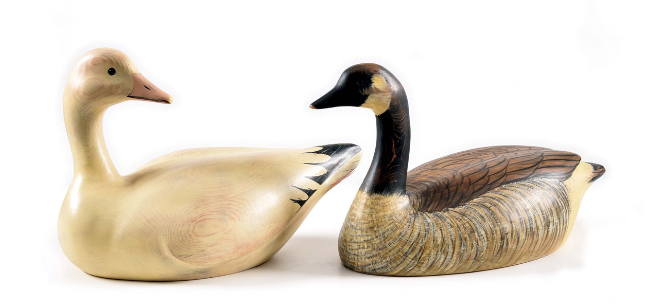 LOT OF 2: LIFE SIZED GOOSE DECOYS BY RD WILSON OF LITTLE ROCK, ARKANSAS.