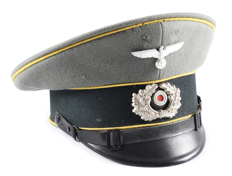 GERMAN WWII HEER ENLISTED VISOR CAP.