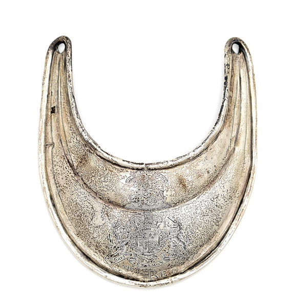 EXTREMELY RARE BRITISH 5TH REGIMENT SILVER DOUBLE LOBE GORGET, LEXINGTON AND CONCORD.