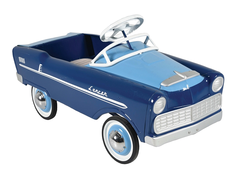 1950S STYLE MURRAY LANCER PEDAL CAR.
