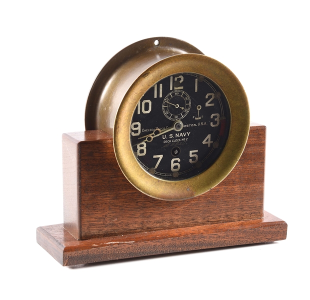 US WWI ERA US NAVY CHELSEA DECK CLOCK NO. 2 WITH STAND AND KEY.
