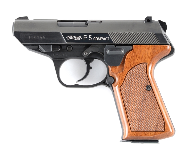 (M) EXCELLENT WALTHER P5 COMPACT SEMI-AUTOMATIC PISTOL WITH MATCHING FACTORY CASE & ACCESSORIES.