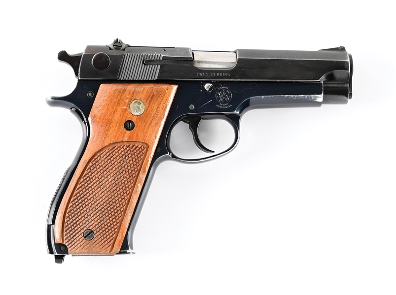 (M) SMITH & WESSON MOPDEL 39-2 SEMI AUTOMATIC PISTOL.