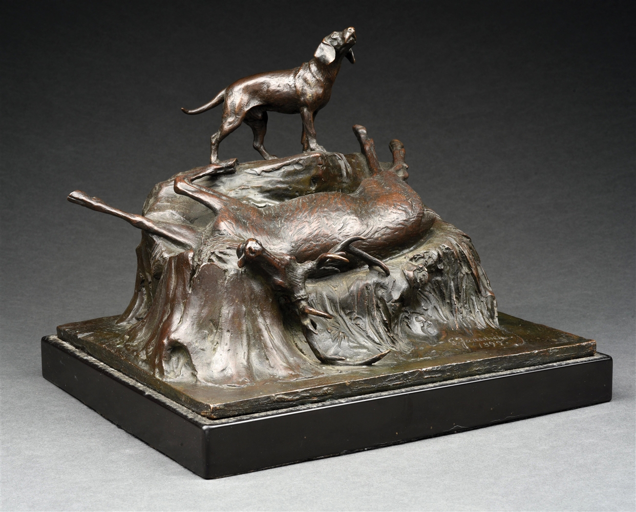 GERHARD JANENSCH (GERMAN, 1860 - 1933) LARGE BRONZE GROUP OF HUNTING DOG AND STAG ON BASE.