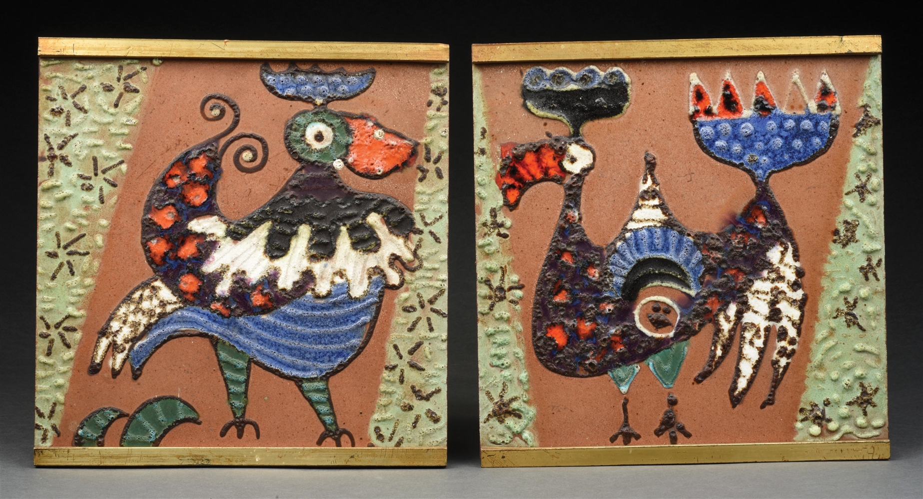 PAIR OF HAND-PAINTED MAJOLICA FOLK ART CHICKENS ON TILE.
