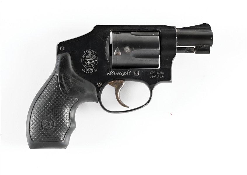 (M) SMITH & WESSON 442-2 AIRWEIGHT DOUBLE ACTION REVOLVER.
