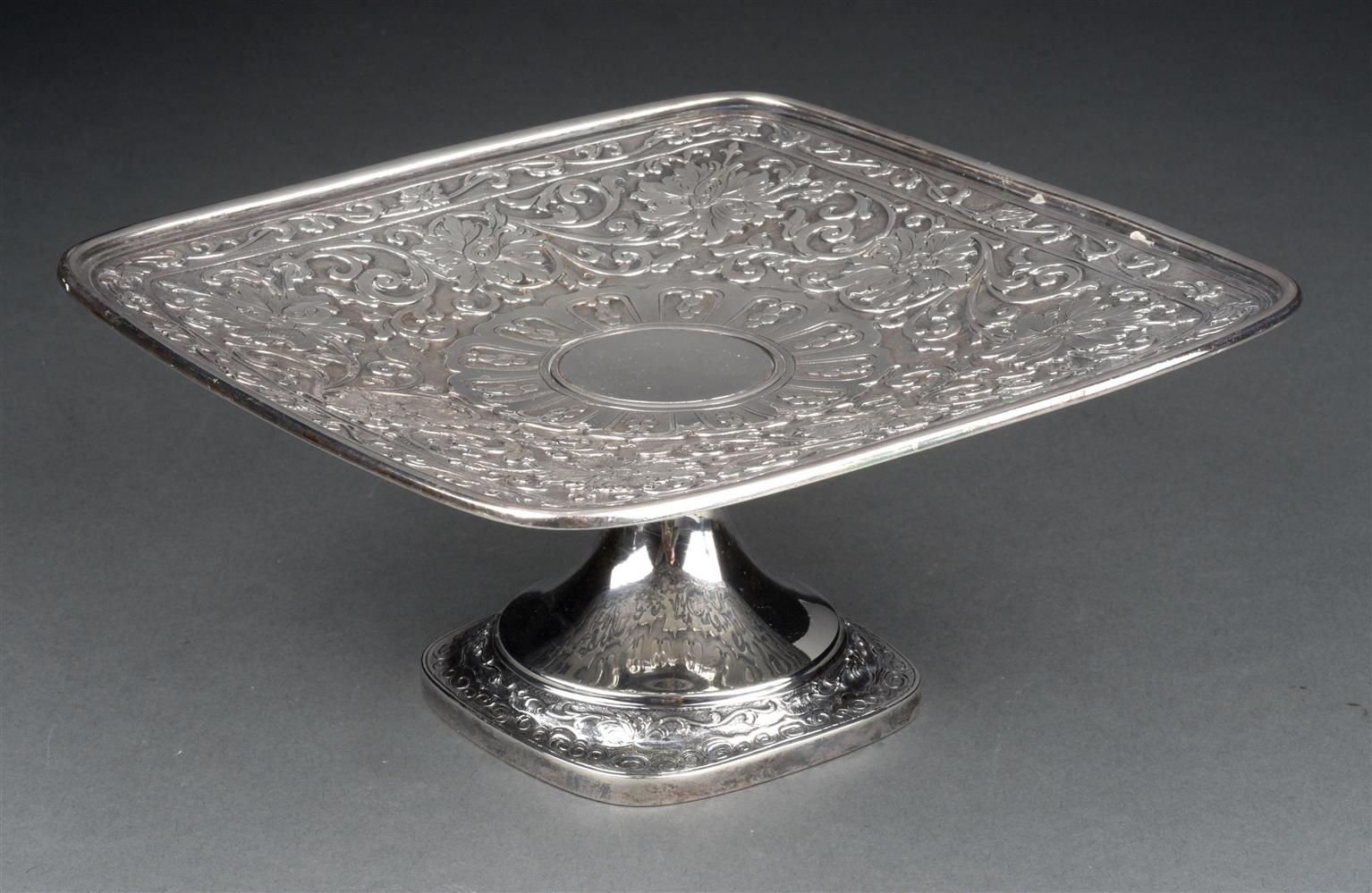 A GORHAM STERLING SQUARE COMPOTE. 