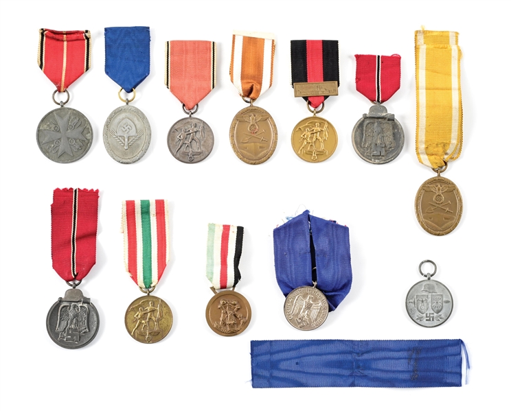 LARGE LOT OF GERMAN WWII MEDALS.