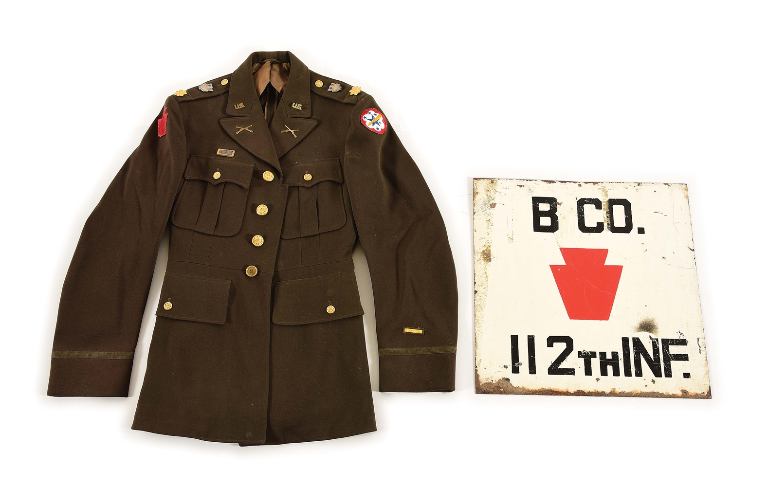 LOT OF 2: US WWII 28TH INFANTRY DIVISION UNIFORM AND 112TH INFANTRY REGIMENT SIGN.