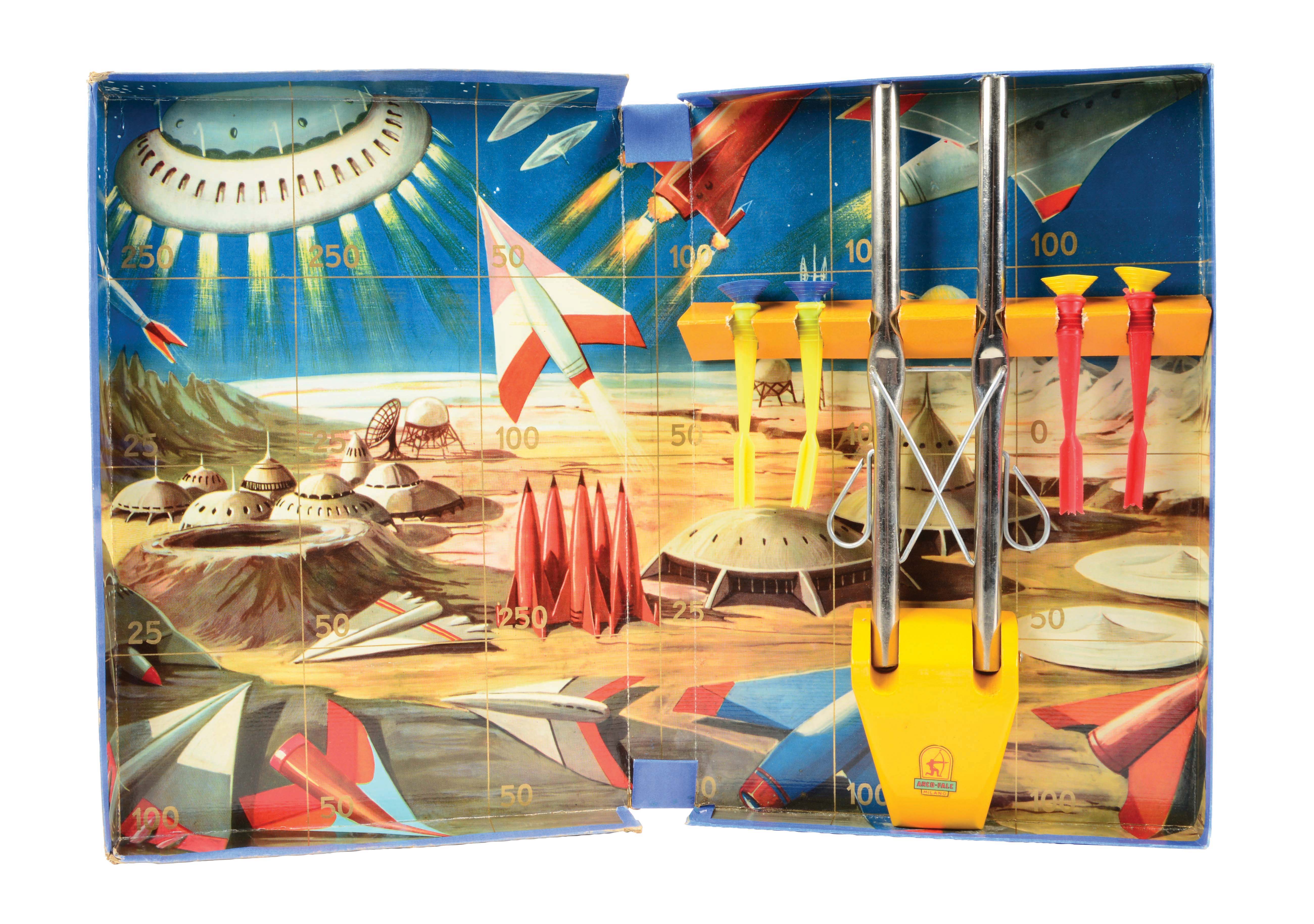 Lot Detail - ITALIAN BASE LUNA SPACE TARGET GAME IN ORIGINAL BOX.