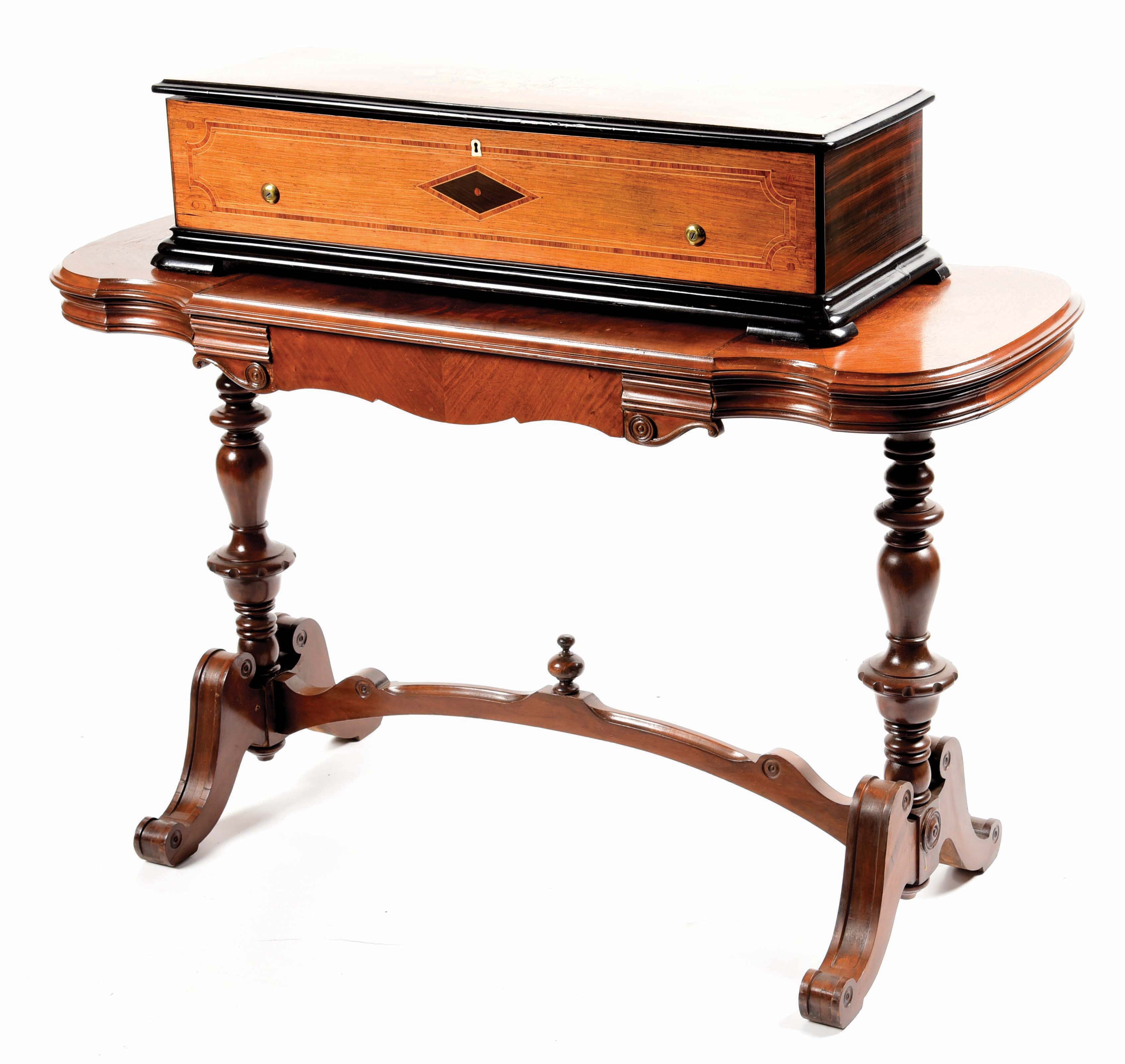Mermod Freres Lot Detail - MERMOD FRERES 13