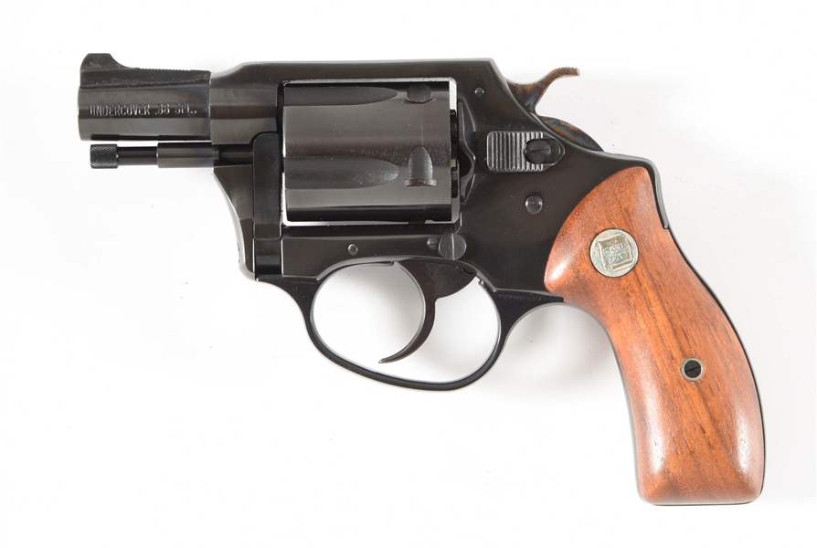 (M) CHARTER ARMS UNDERCOVER REVOLVER.