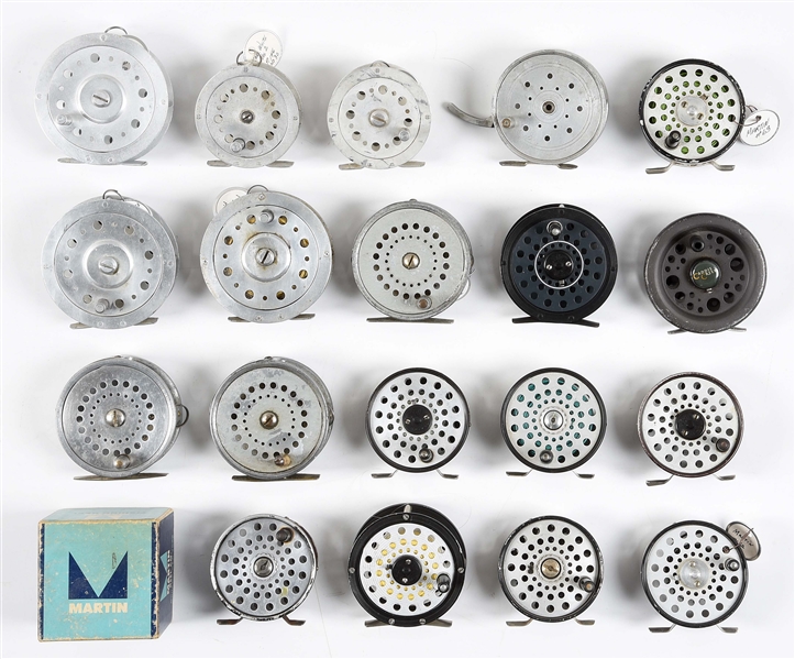 LOT OF 19: VARIOUS FLY FISHING REELS. 