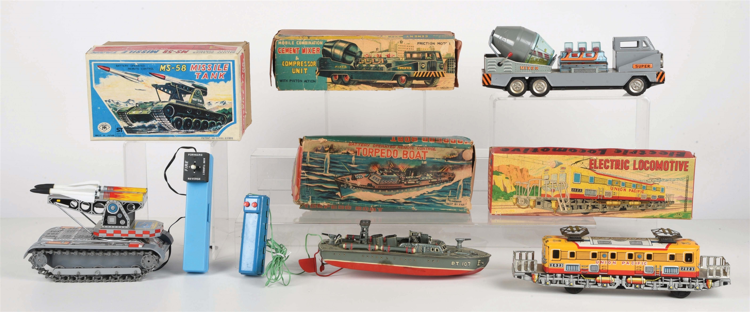 LOT OF 4: JAPANESE TIN LITHO FRICTION AND BATTERY-OPERATED VEHICLE TOYS.