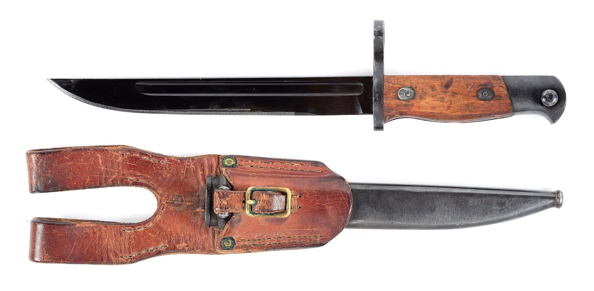 RARE JAPANESE TYPE 100 SMG AND PARATROOPER BAYONET.