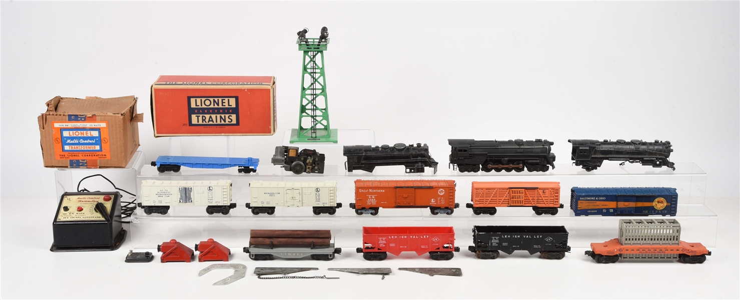 LOT OF LIONEL POST-WAR TRAINS AND ACCESSORIES.