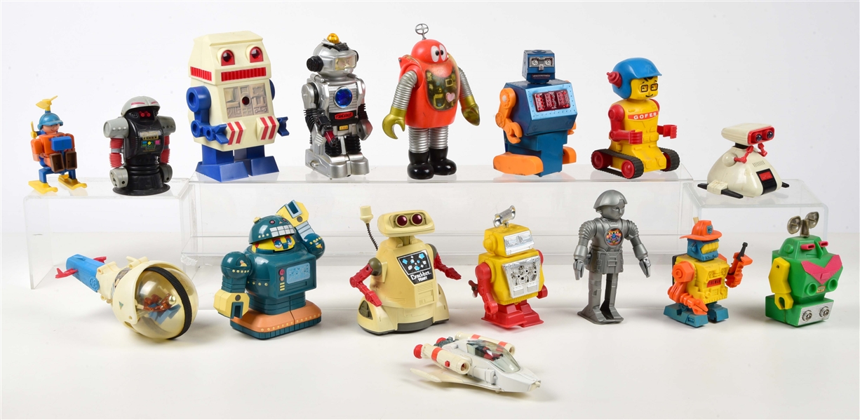LARGE LOT OF WIND-UP, FRICTION & BATTERY-OPERATED CONTEMPORARY ROBOT FIGURES.
