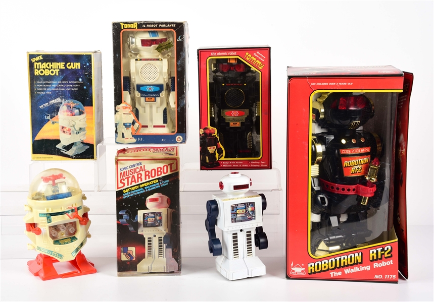 LOT OF 5: BOXED VARIOUS MOSTLY MADE IN HONG KONG BATTERY-OPERATED ROBOTS IN ORIGINAL BOXES.