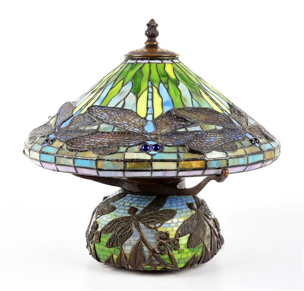 DRAGONFLY STAINED GLASS LAMP.