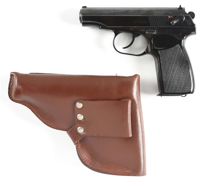 (C) EAST GERMAN MAKAROV SEMI-AUTOMATIC PISTOL WITH HOLSTER & SPARE MAGAZINES.