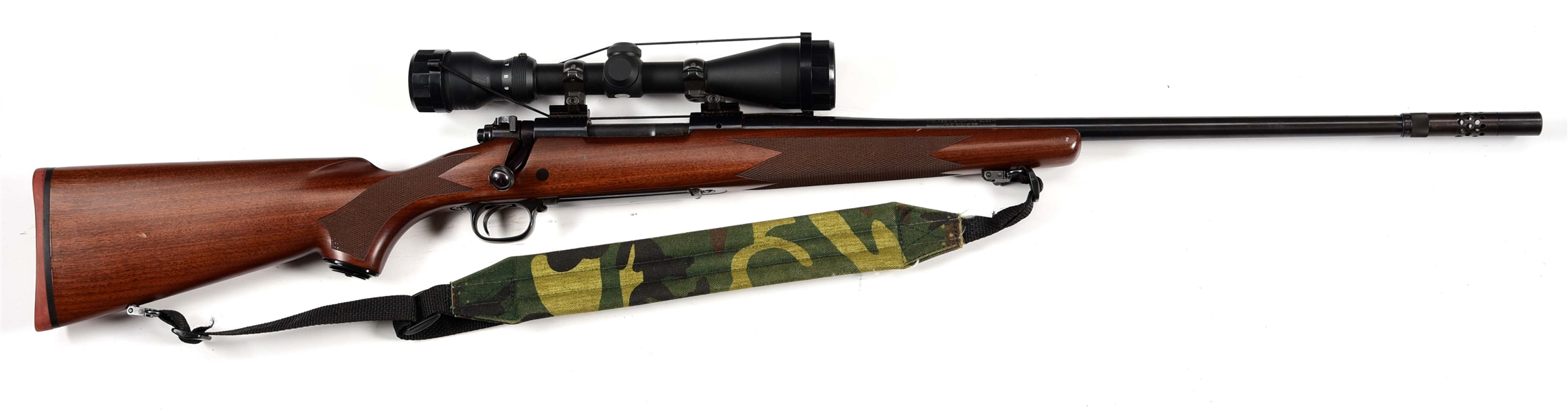 (M) WINCHESTER MODEL 70 BOLT ACTION RIFLE IN .30-06 SPRINGFIELD.