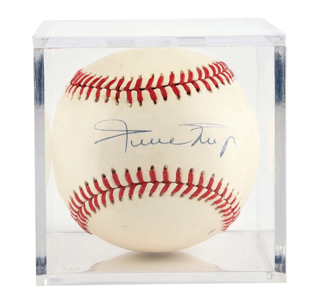 WILLIE MAYS AUTOGRAPHED OFFICIAL NATIONAL LEAGUE BASEBALL, WILLIAM WHITE PRESIDENT.