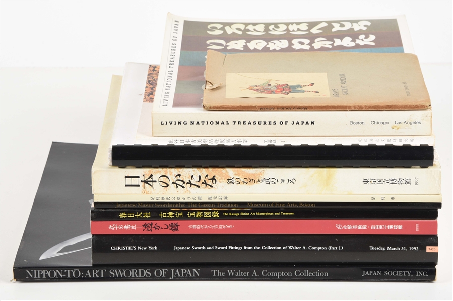 LOT OF 12: JAPANESE ARMS AND ARMOR REFERENCE BOOKS.