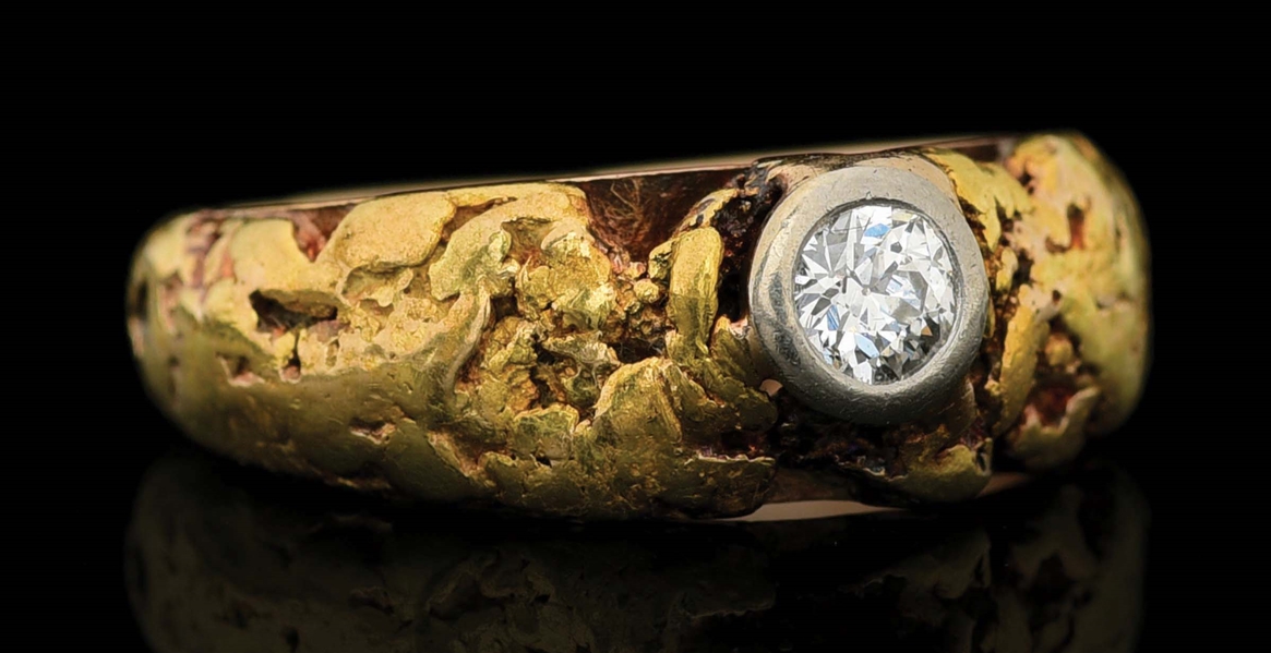 ANTIQUE GOLD NUGGET & MINE-CUT DIAMOND RING, DATED 1916.