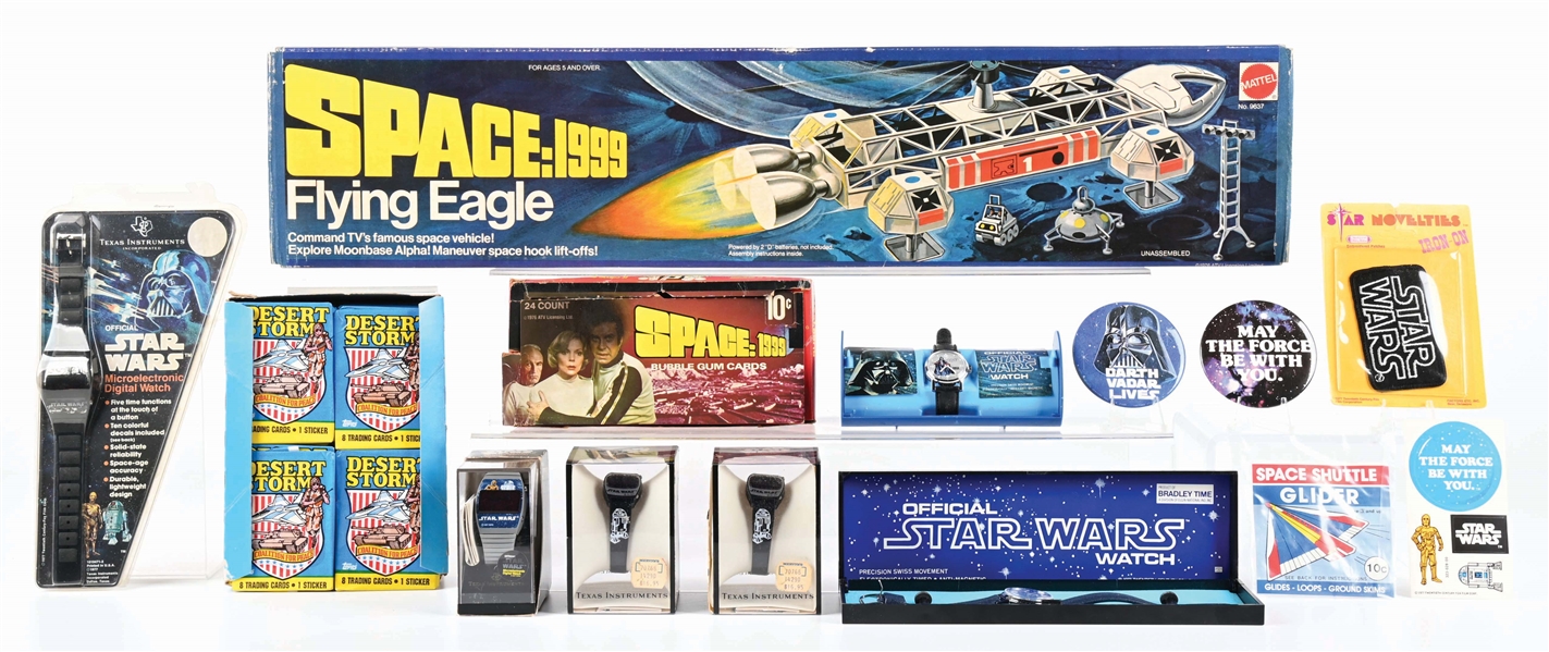 NICE LOT OF STAR WARS AND SPACE 1999 ITEMS.
