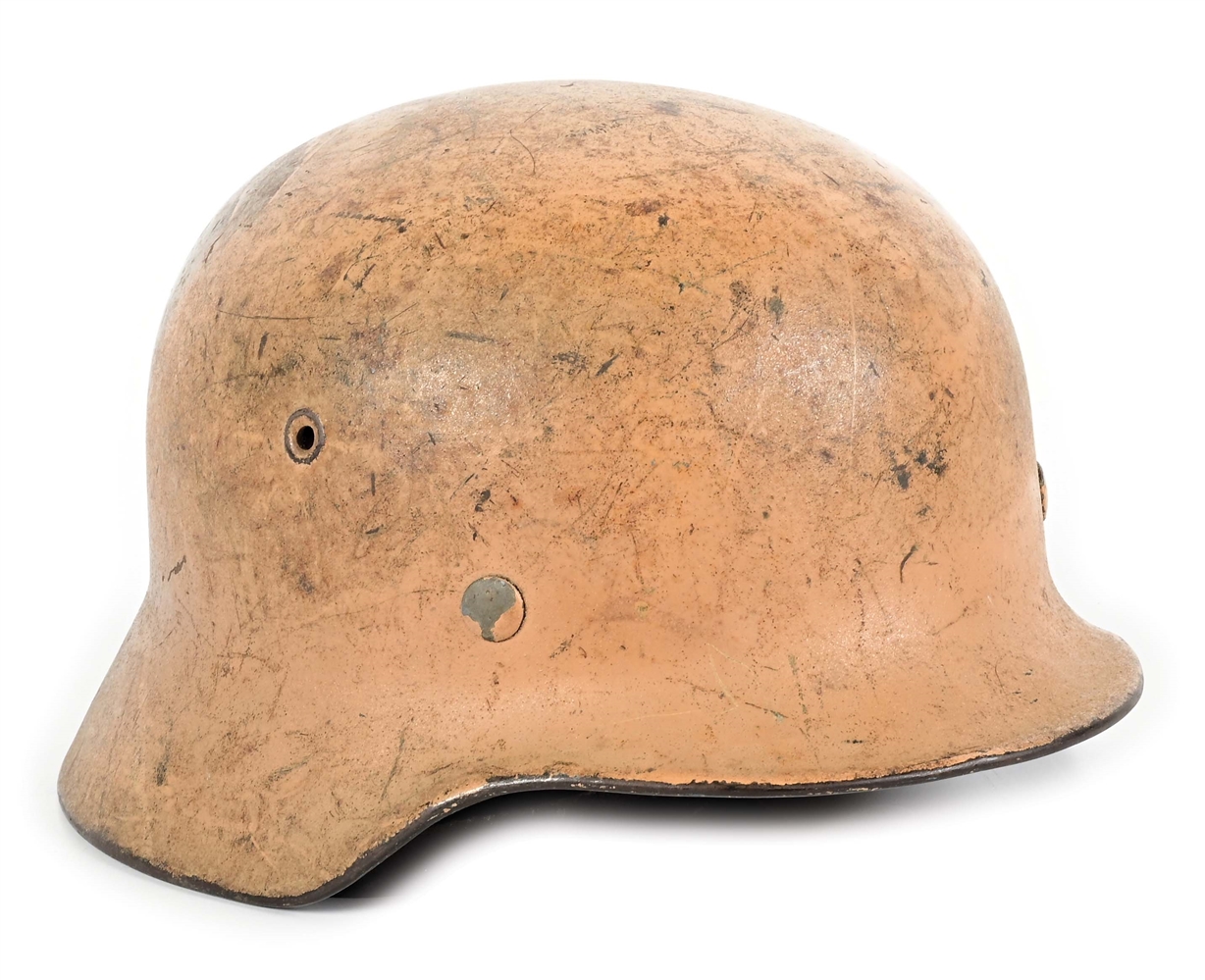 GERMAN WWII HEER M40 TWO-COLOR SPRAY CAMOUFLAGE HELMET CAPTURED BY US OFFICER IN TUNISIA, MAY 1943.
