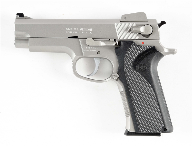 (M) SMITH & WESSON MODEL 4006 SEMI AUTOMATIC PISTOL.