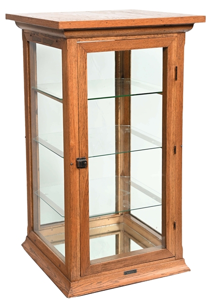 ROBESON SUREEDGE CUTLERY DISPLAY CASE.